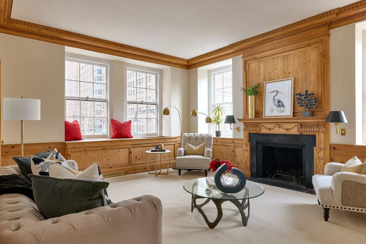 A home office, that feels warm and cozy for lounging. (Handout/TNS)  (Handout/Handout/TNS)