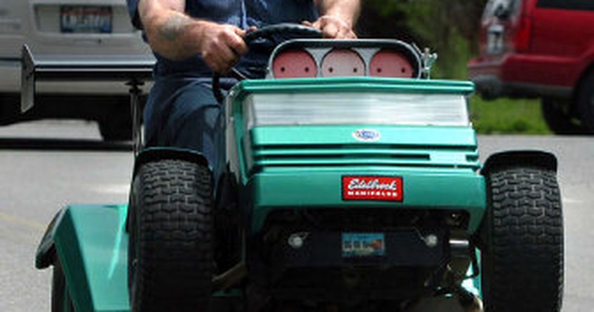 Modified mowers ready to roar for Spirit Lake fundraiser The