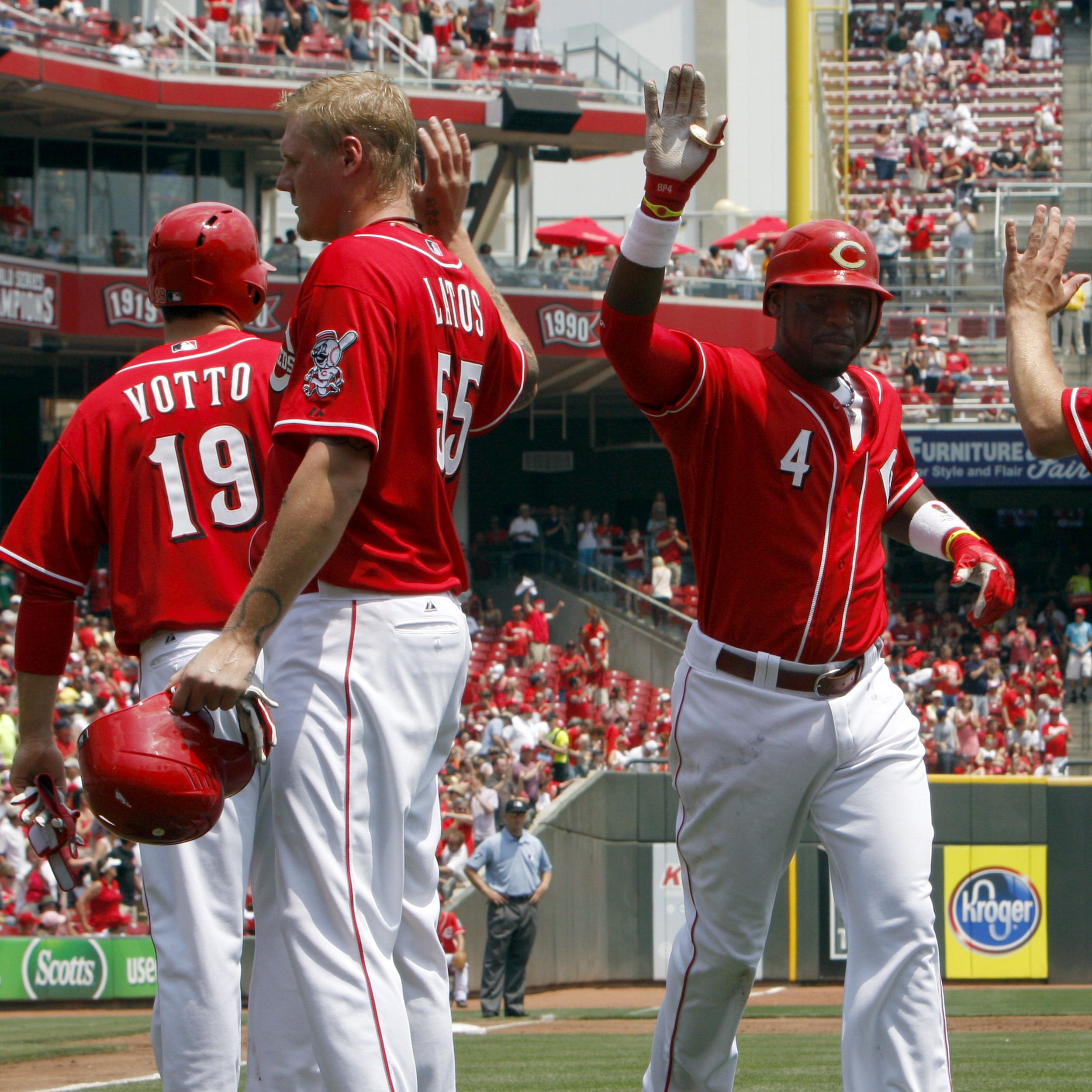 19 years after taking the field with Derek Jeter, Todd Frazier is