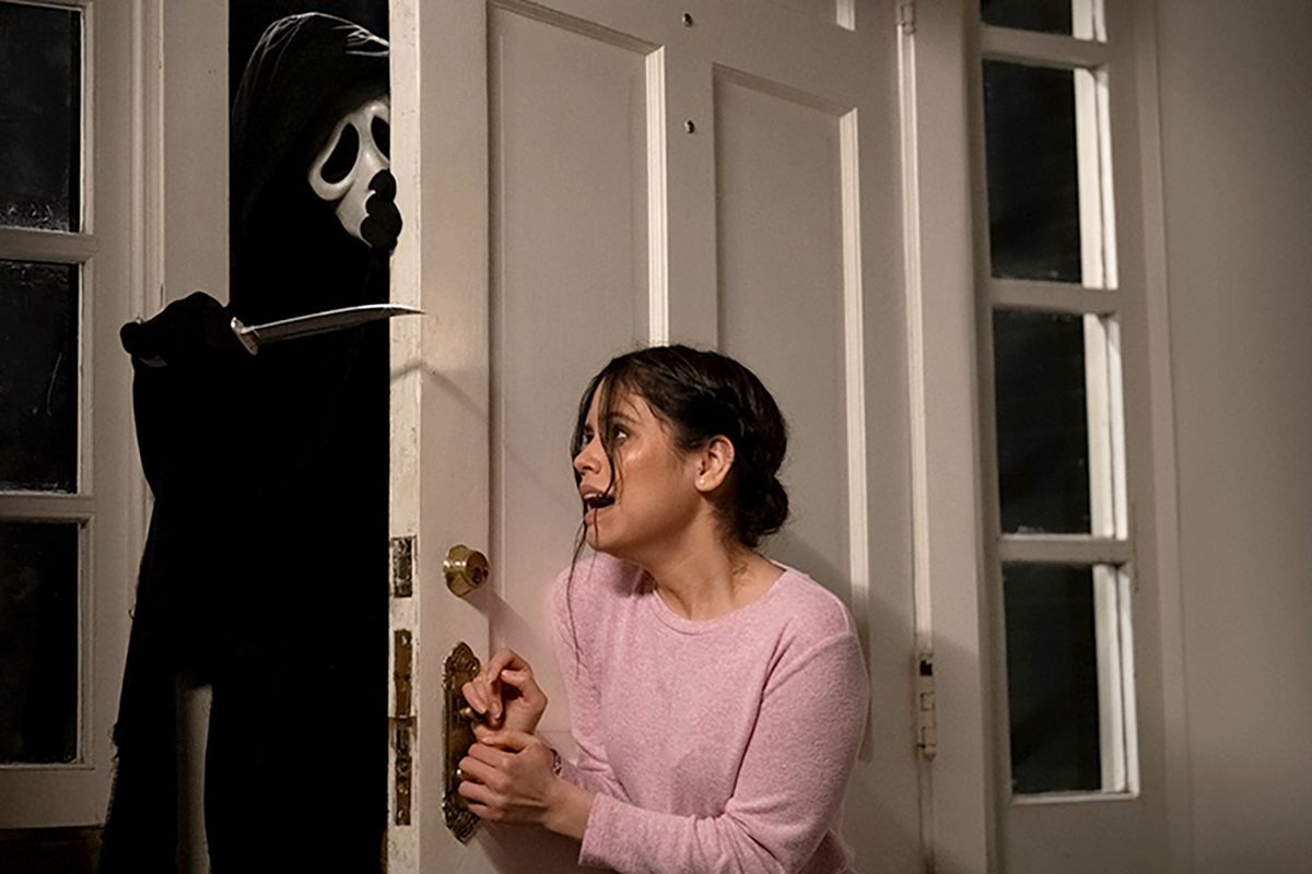 “Ghostface” and Jenna Ortega in “Scream” (2022).  (Brownie Harris/Paramount Pictures and Spyglass)