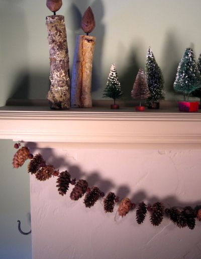 A simple, natural garland. (Maggie Bullock)