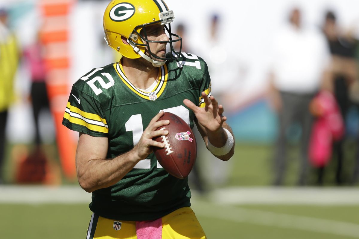 Packers QB Aaron Rodgers has found his groove, throwing 10 of his 15 TDs in last three games. (Associated Press)