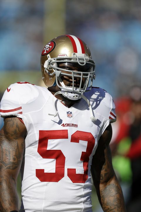 Helmet Stalker on X: 49ers LB Navorro Bowman warms up with an