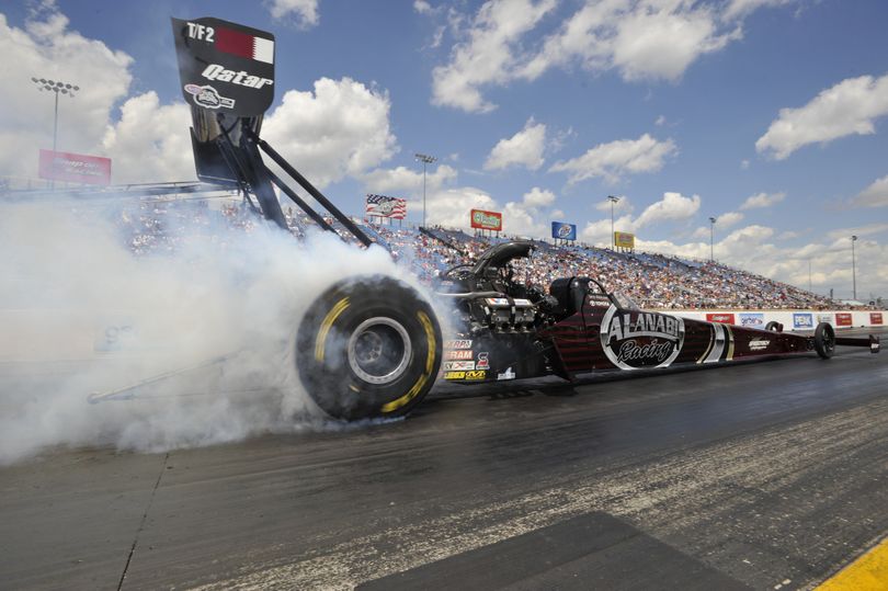 Larry Dixon en route to an NHRA Full Throttle Drag Racing Series win at Route 66 Raceway. (Photo courtesy of NHRA)