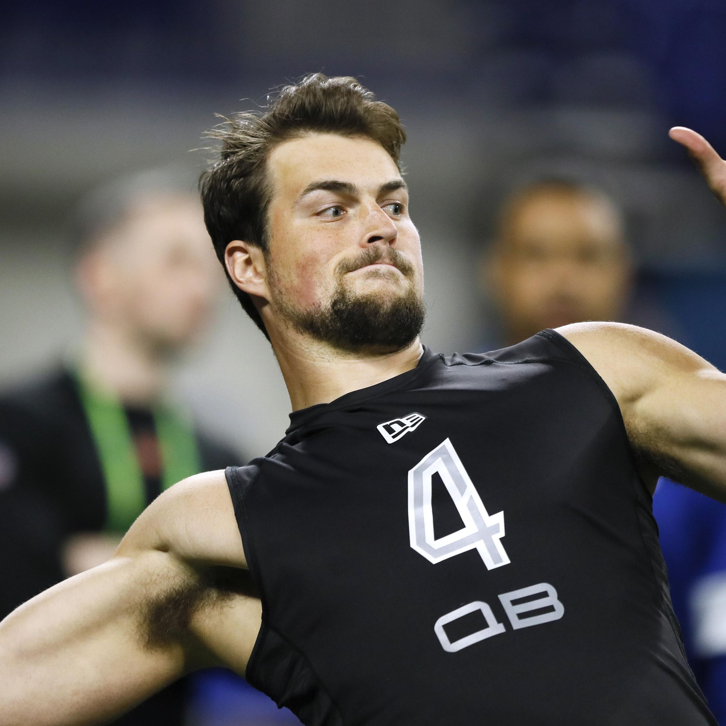 Ex-Husky teammates Jacob Eason, Aaron Fuller looking to make