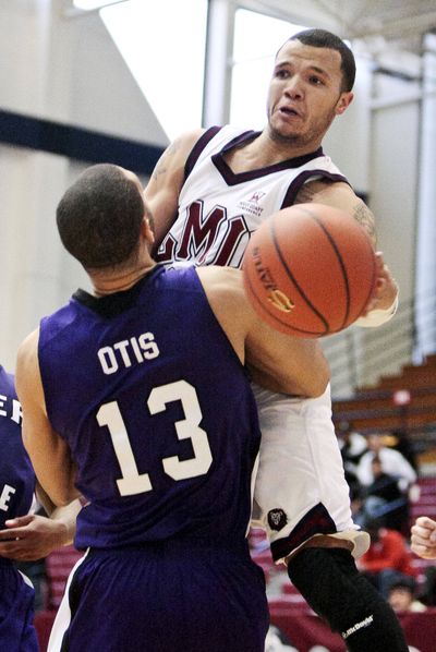 LMU’s Anthony Ireland averages 20 ppg. (Associated Press)