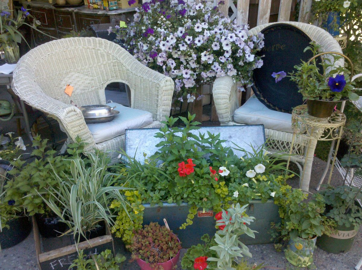 Boutiques and Blooms The SpokesmanReview