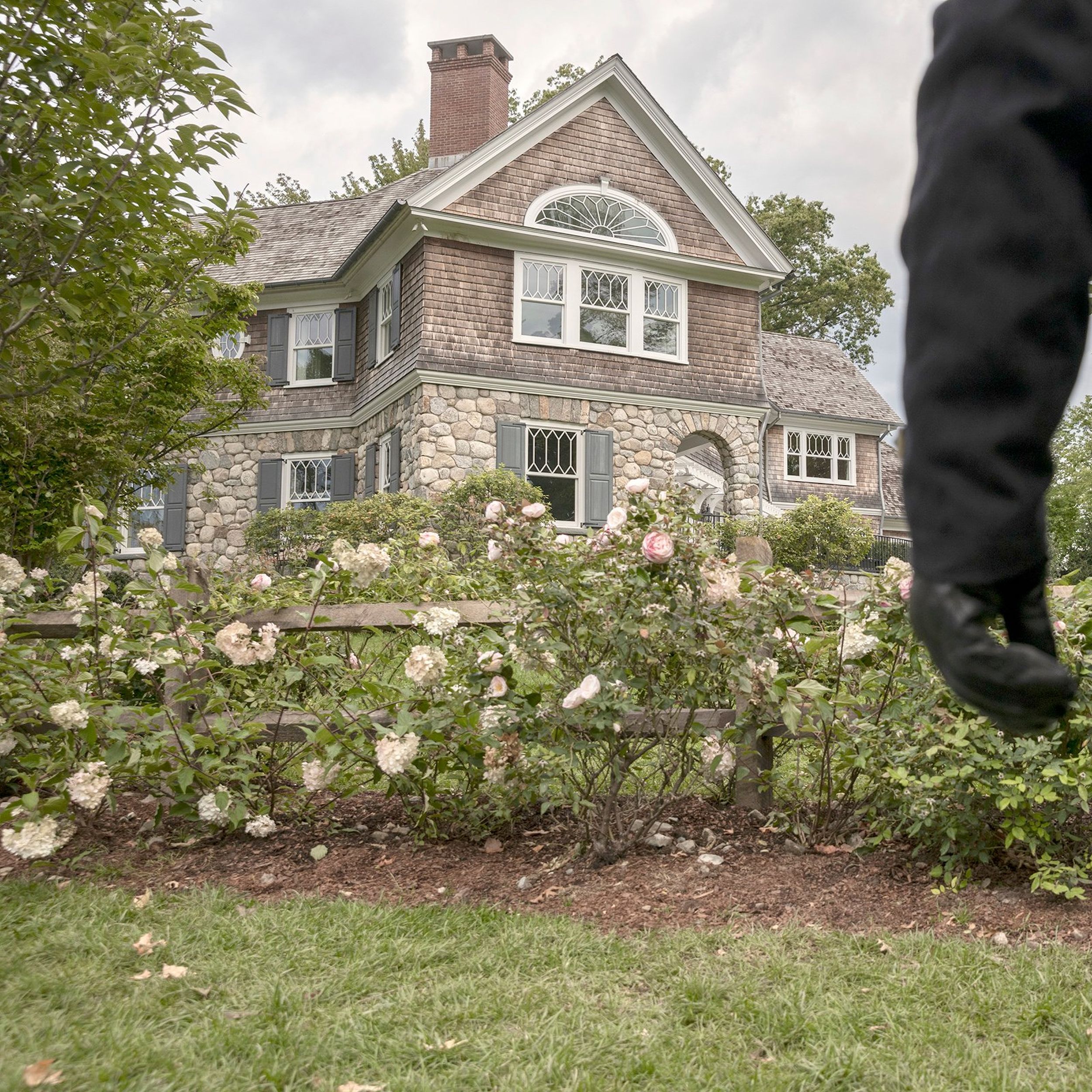 Woman Says 'The Watcher' Home Was a 'Wonderful Place to Grow Up