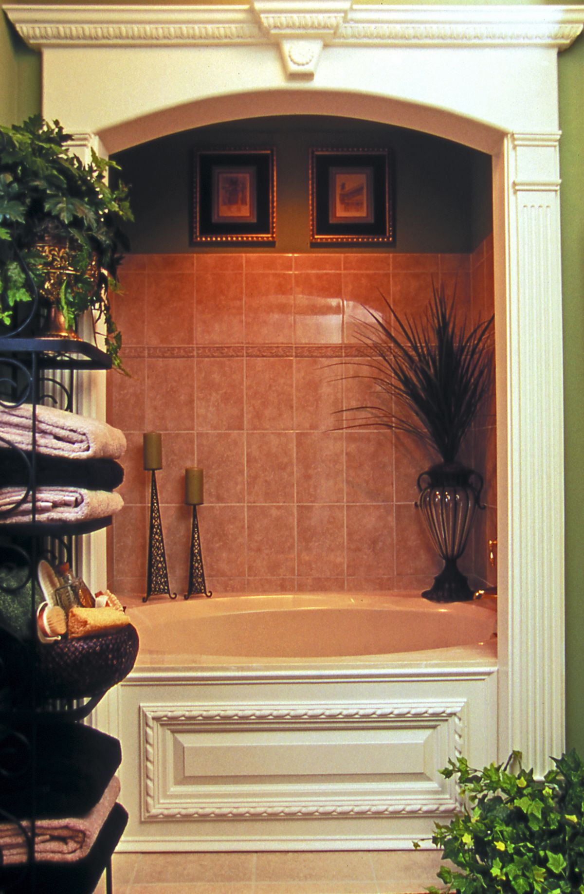 Atlanta-area resident Phoebe Taylor added architectural details to enhance her master bath. (Associated Press)