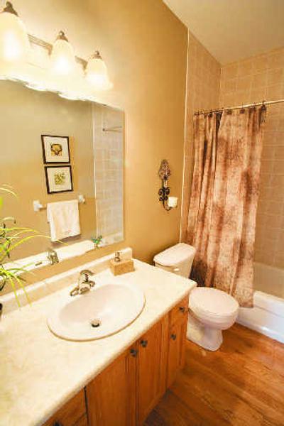 
Don't forget to find a reputable installer before investing in a remodeling project.
 (Metrocreative / The Spokesman-Review)
