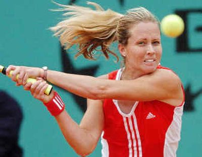 
The U.S.'s Meghann Shaughnessy beat Silvia Farina Elia of Italy to move to the third round of the French Open.The U.S.'s Meghann Shaughnessy beat Silvia Farina Elia of Italy to move to the third round of the French Open.
 (Associated PressAssociated Press / The Spokesman-Review)