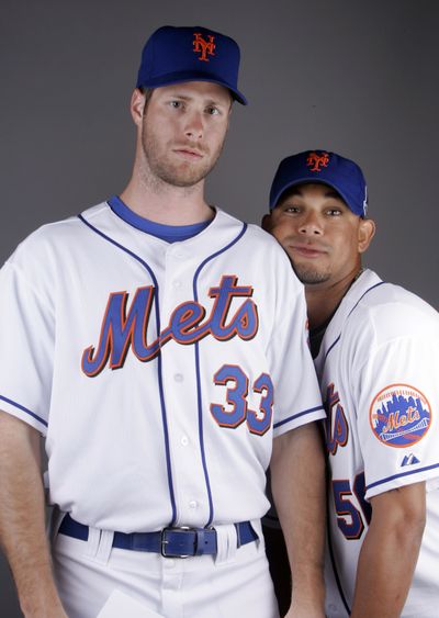 New York Mets pitcher Duaner Sanchez throws against the San Diego