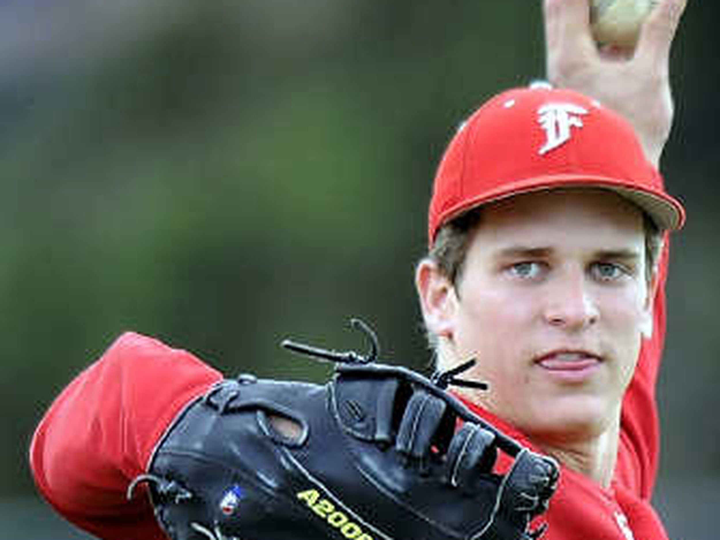 UW quarterback Locker playing for WCCBL's Bellingham