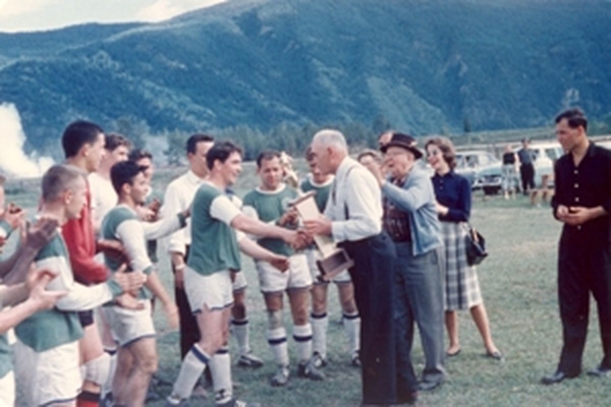 Photo of Spokane Spokes at soccer championship in Canada in 1962. (Photo courtesy of Anna Hintyesz)