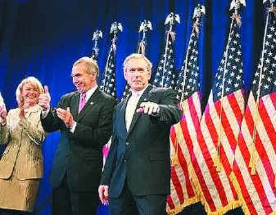 
President Bush stands with George Nethercutt.
 (Christopher Anderson/ / The Spokesman-Review)