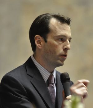OLYMPIA -- Sen. Andy Billig, D- Spokane, argues in favor of a bill that allows movie theaters to serve beer and wine. (Jim Camden)