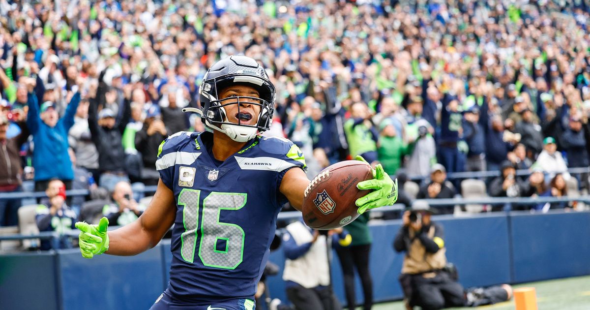 Seahawks excited to see what 'special' group of receivers can do this season