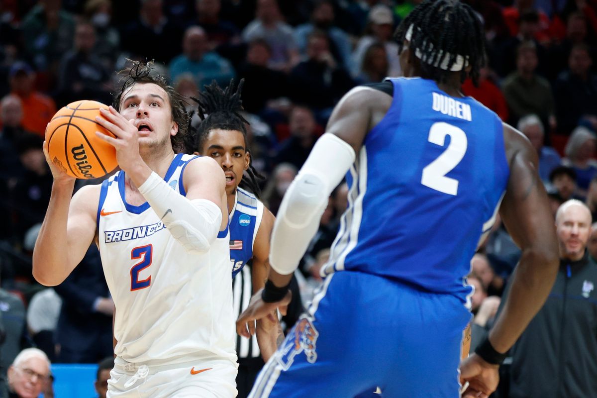 Boise State forward and Mt. Spokane graduate Tyson Degenhart (2) lines up a shot against Memphis in the Broncos’ loss on Thursday, March 17, 2022, in Portland.  (Associated Press)