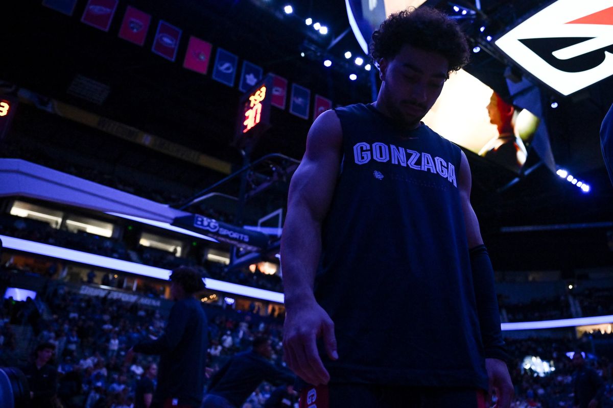 Gonzaga Bulldogs guard Braeden Smith (3) pauses while warming up before facing the Kentucky Wildcats during the first half of a college basketball game on Friday, Dec 5, 2025, at Bridgestone Area in Nashville, Tenn. (Tyler Tjomsland / The Spokesman-Review)