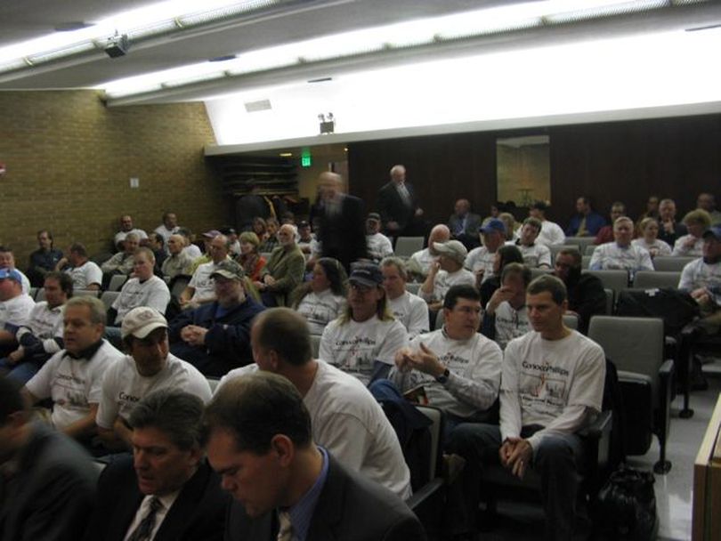 Crowd at ITD hearing Friday on ConocoPhillips megaloads (Betsy Russell)