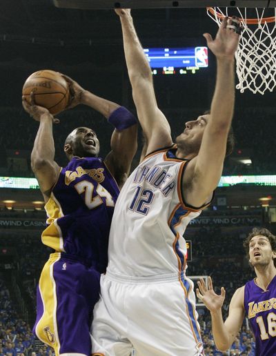 Kobe Bryant, left, led the Lakers to a 4-2 series win over Thunder. (Associated Press)