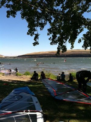 Father's Day at Roosevelt, Wash., at the eastern end of the Columbia River Gorge (Betsy Russell)
