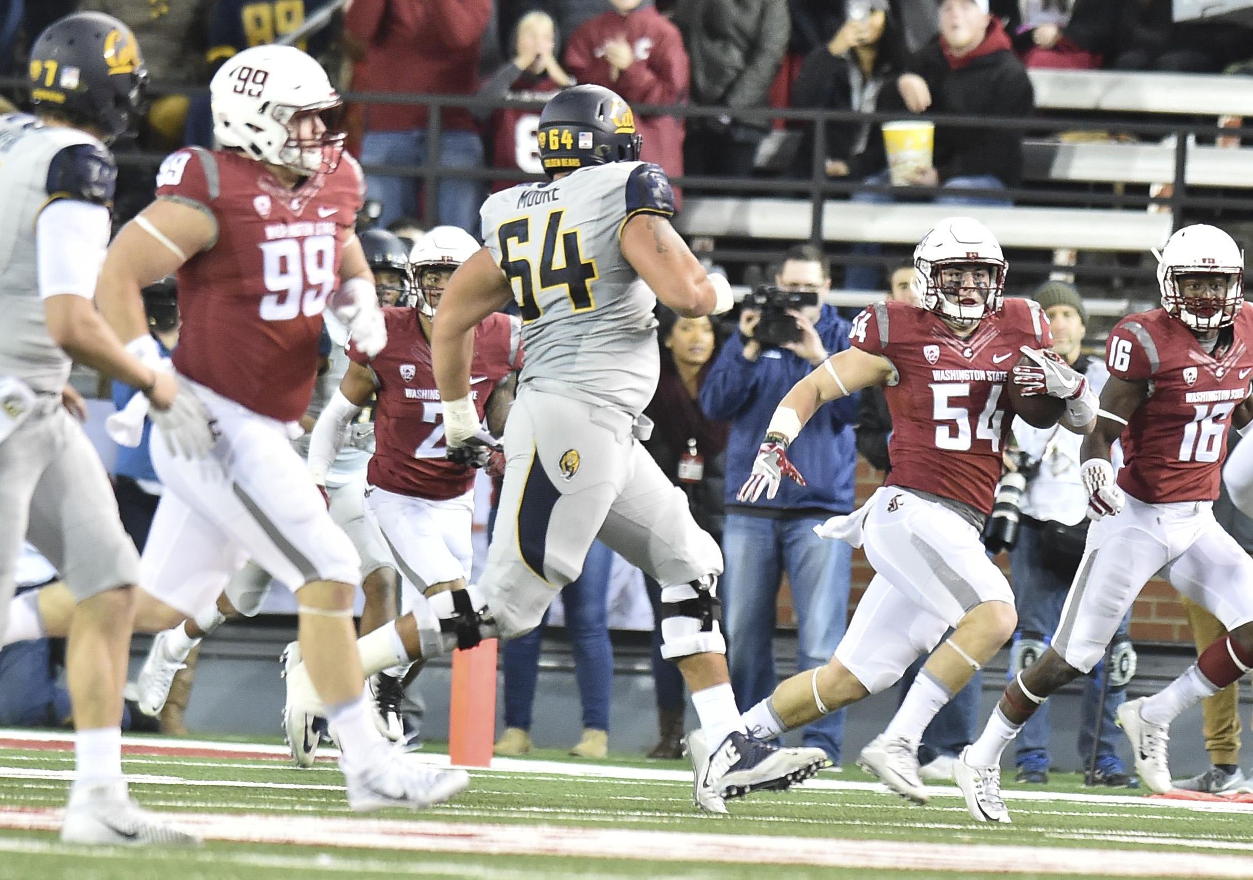 WSU linebacker Nate DeRider has breakout game against Cal’s Bear Raid