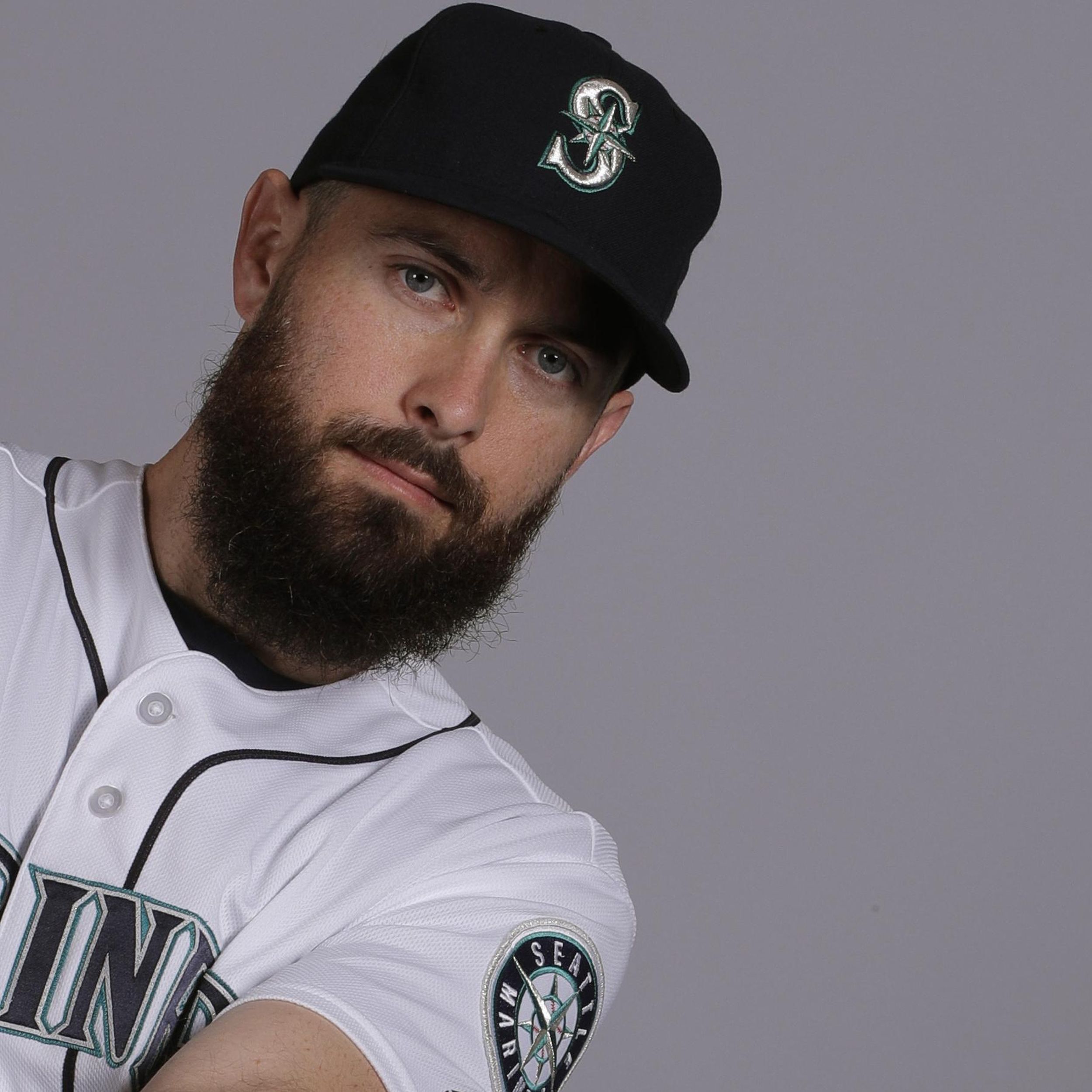 Mariners signing Dustin Ackley to minor league deal