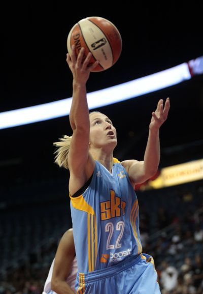 Former Gonzaga standout Courtney Vandersloot missed 17 games with a knee injury. (Associated Press)