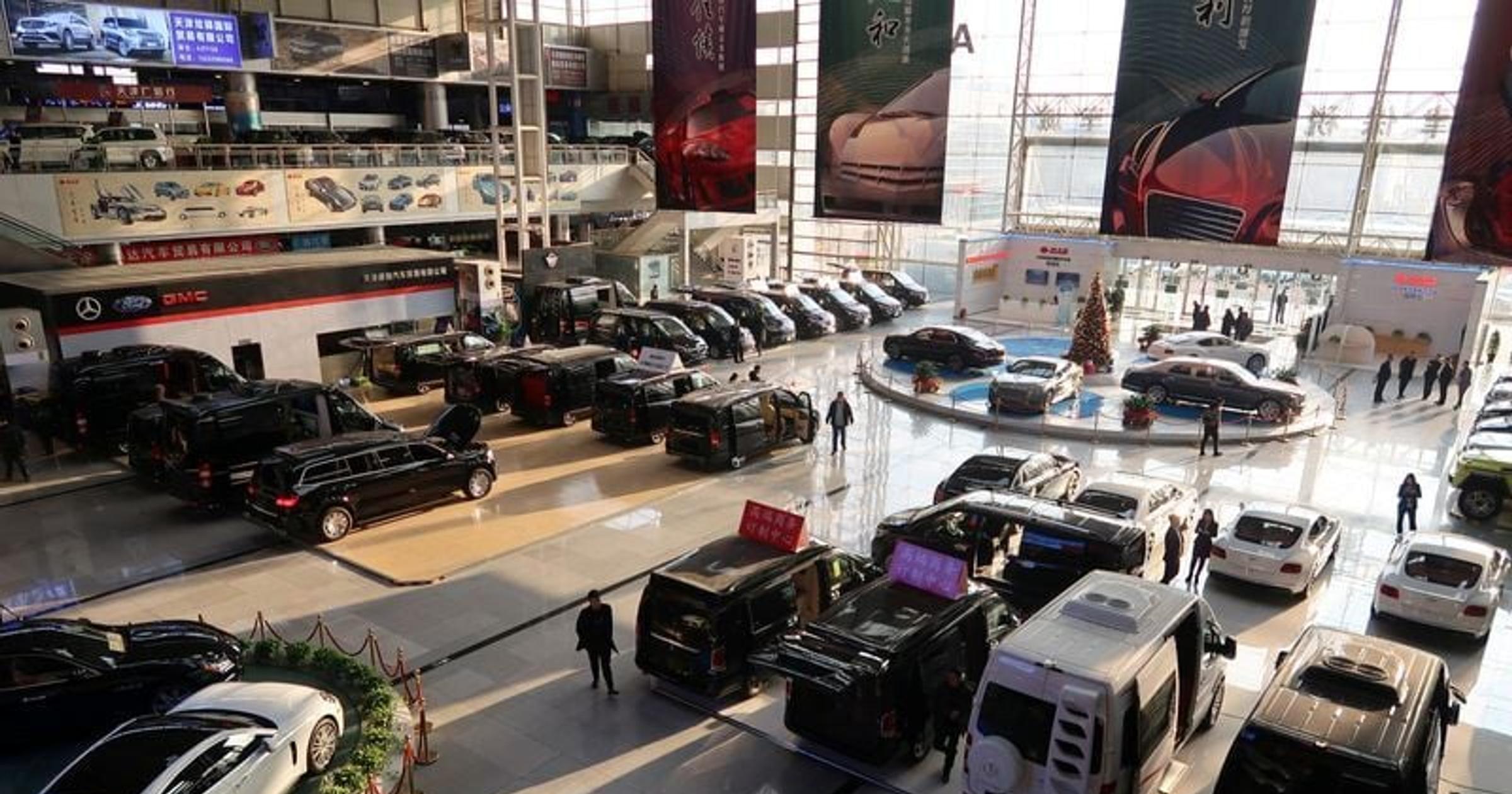Automakers urge Congress to quickly pass law banning Chinese cars