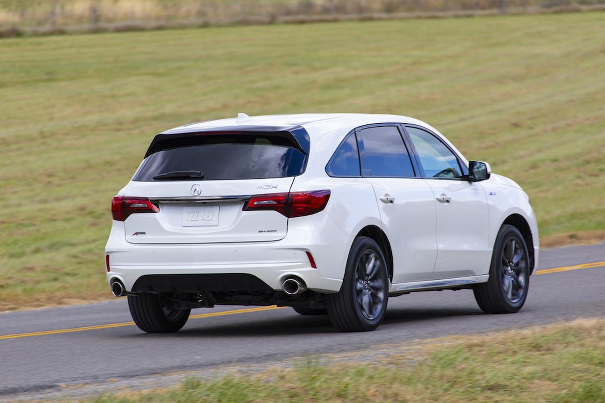 Acura’s AcuraWatch safety suite is standard. It includes adaptive cruise control; forward-collision warning with automatic emergency braking; and lane- and road-departure warning and mitigation. (Acura)
