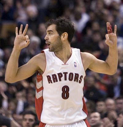 Jose Calderon had 15 points, 7 assists in Raptors’ win.   (Associated Press)