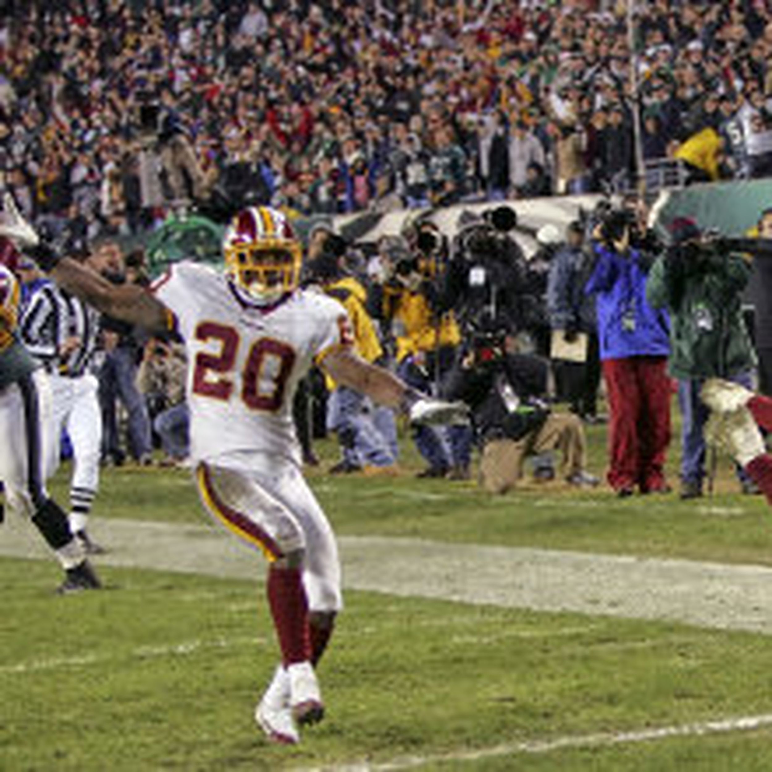 NFL: Redskins near playoff berth, Sports