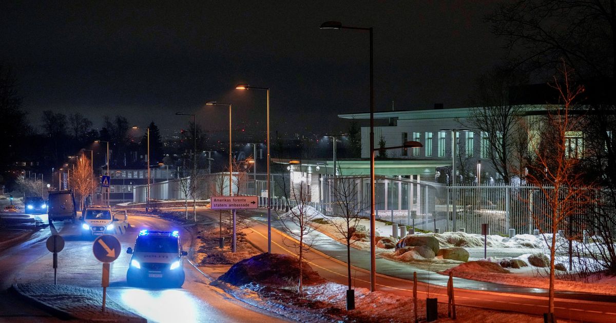 Explosion hits U.S. Embassy in Oslo, causing minor damage, thick smoke