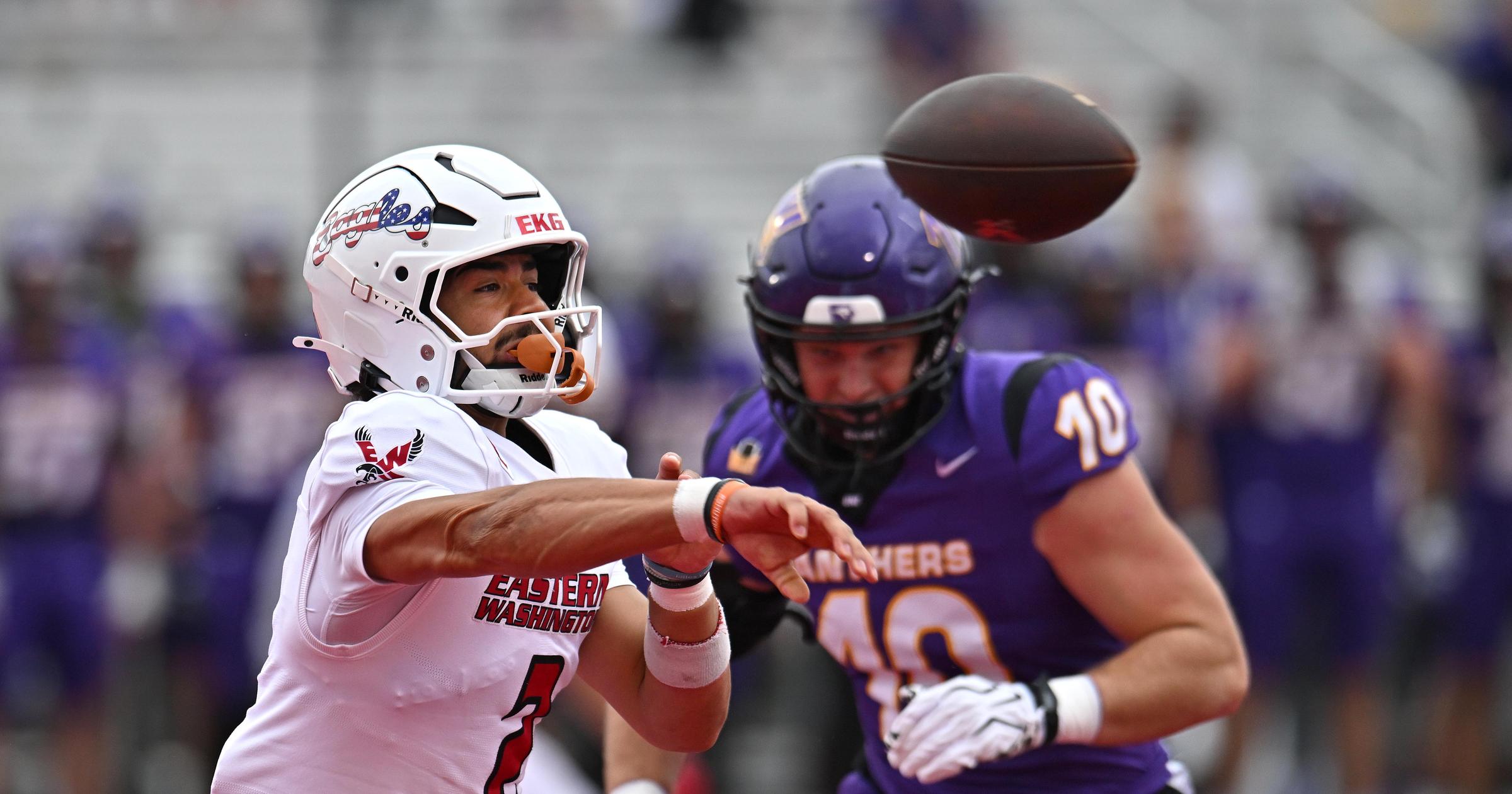 Eastern Washington locks in on defense to turn back Northern Iowa 34-24