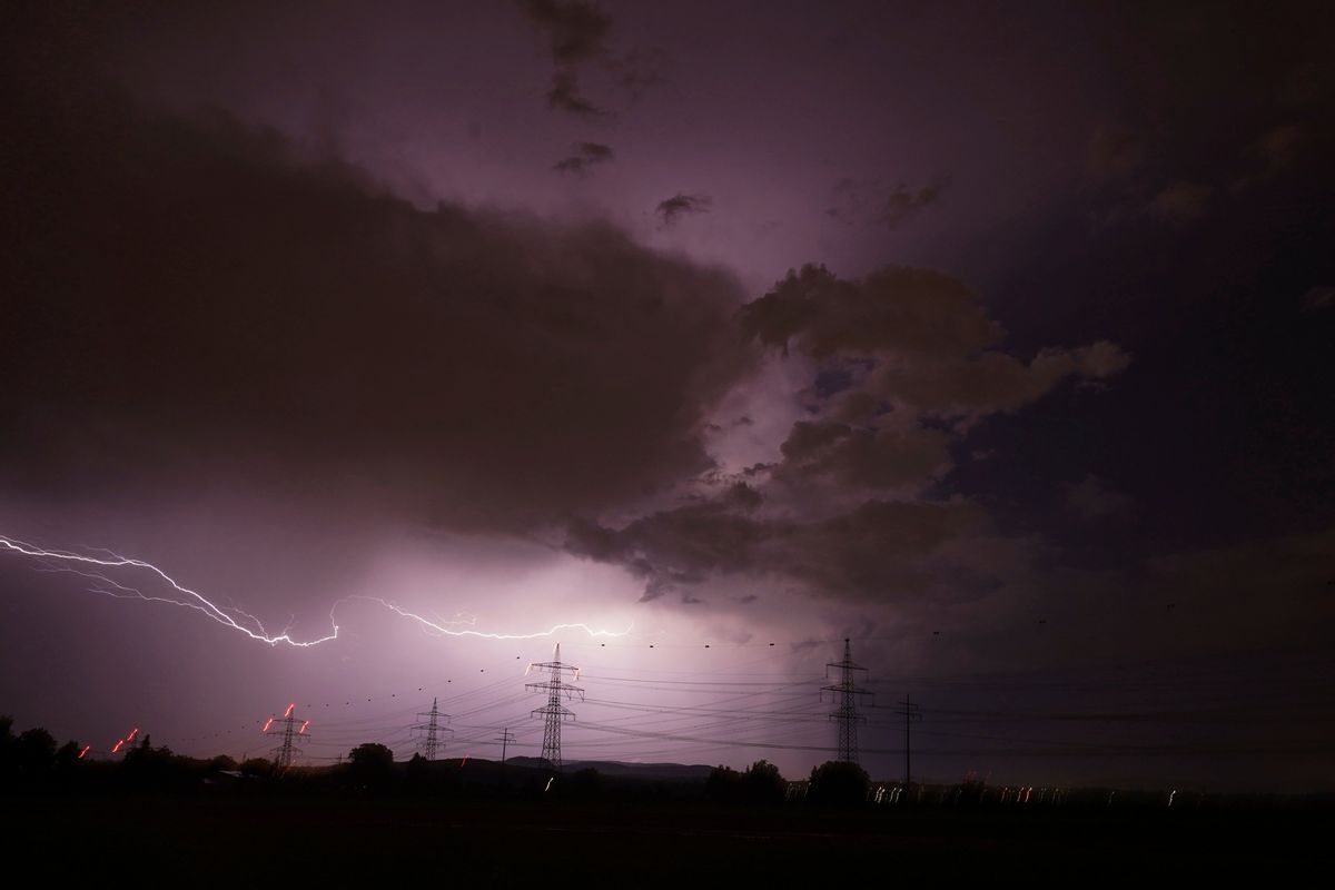 Lightning flashes across the night sky in Stuttgart, Geremany, Friday, May 20, 2022.  (Andreas Rosar Fotoagentur-Stuttg)