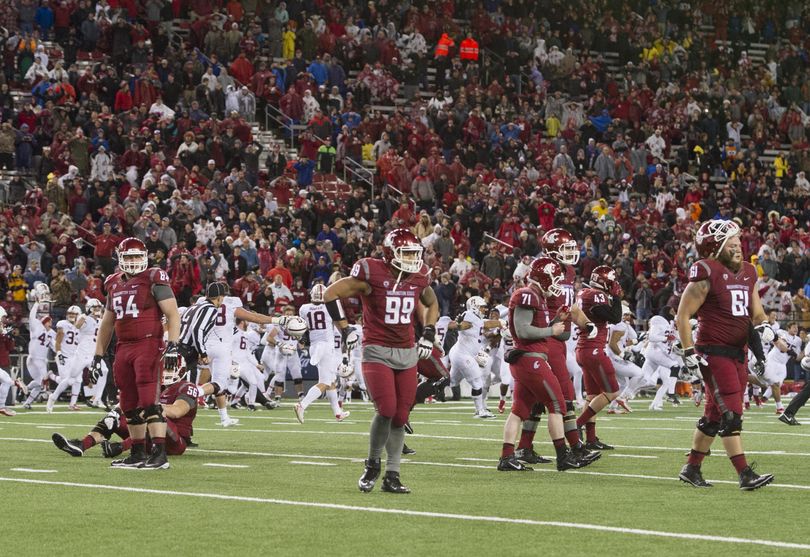 WSU’s kicking team missed a kick and Stanford won the game during the second half of a Pac-12 college football game on Saturday, Oct 31, 2015, at Martin Stadium in Pullman, Wash. Sanford won the game 30-28. (Tyler Tjomsland / The Spokesman-Review)