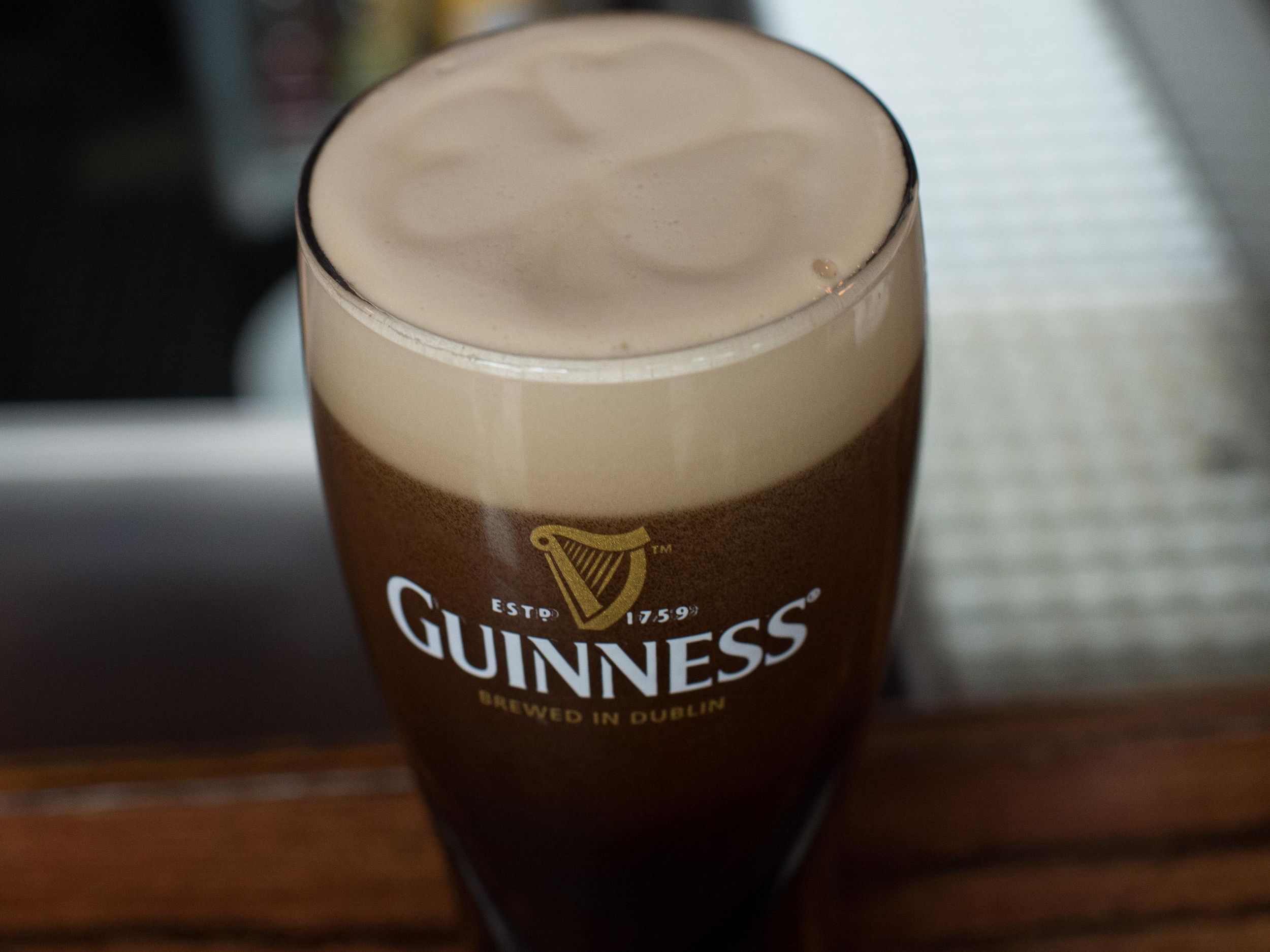 Guinness Beer Pint Glass Ireland Harp Logo Brewed In Dublin