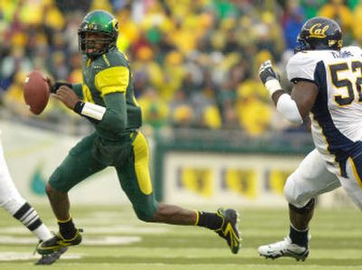 
The Oregon Ducks, and quarterback Dennis Dixon don't want to find themselves in the same situation as Cal did last season.
 (Associated Press / The Spokesman-Review)