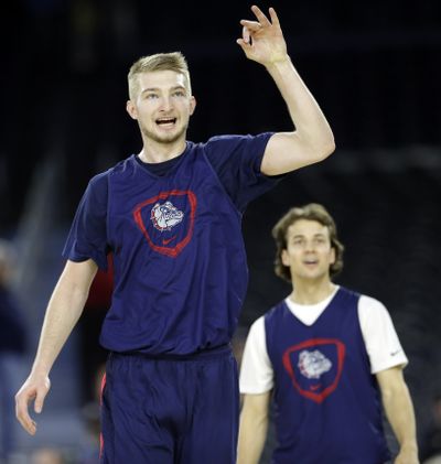 GU’s Domantas Sabonis has good source for advice – his dad. (Associated Press)