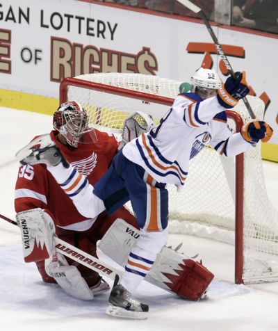 Red Wings goalie Jimmy Howard stopped 24 shots in shutout win over Oilers.
