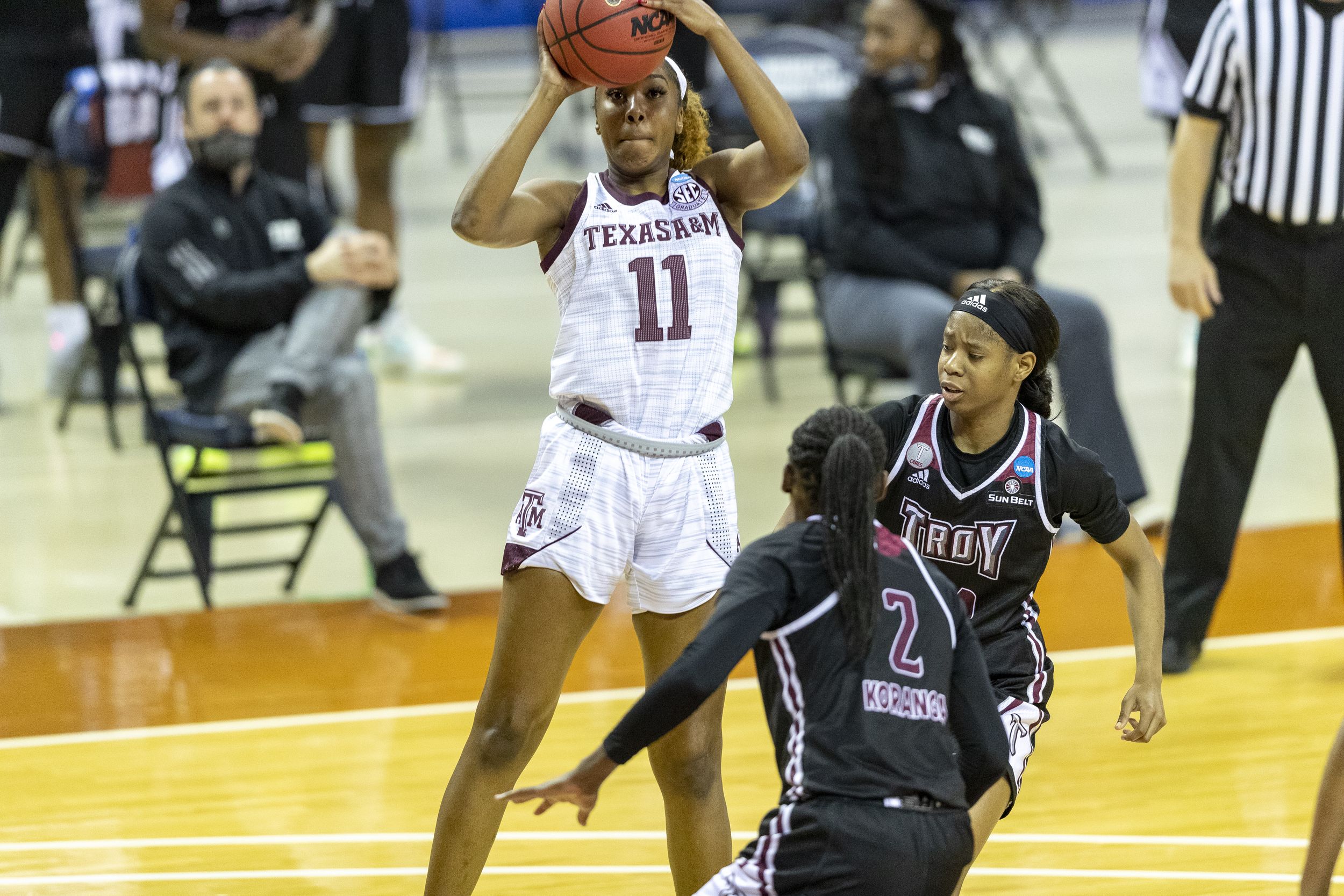 No. 2 Texas A&M avoids historic upset 84-80 over No. 15 Troy | The ...