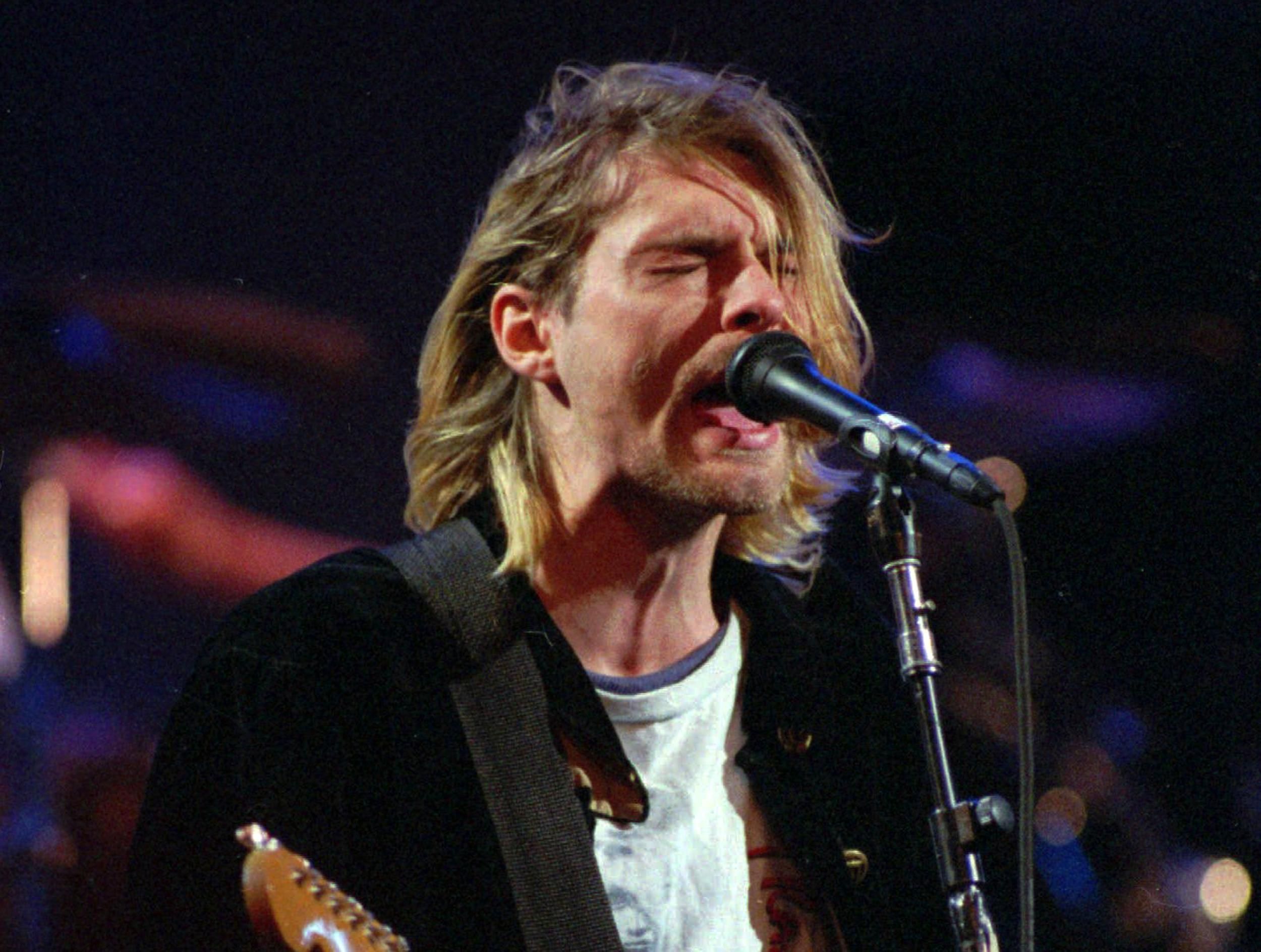 Crime Scene Photos Kurt Cobain - 8i1fkwi