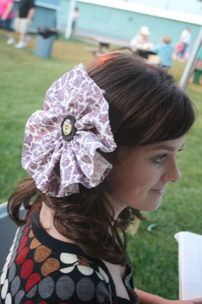 Fabric flowers are popping up everywhere, especially tucked behind an ear in women's hair. Follow these instructions to make your own garden of fabric flowers. (Megan Cooley / The Spokesman-Review)