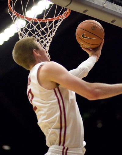 WSU’s Brock Motum scored a season-high 31 points and grabbed 10 rebounds. (Associated Press)