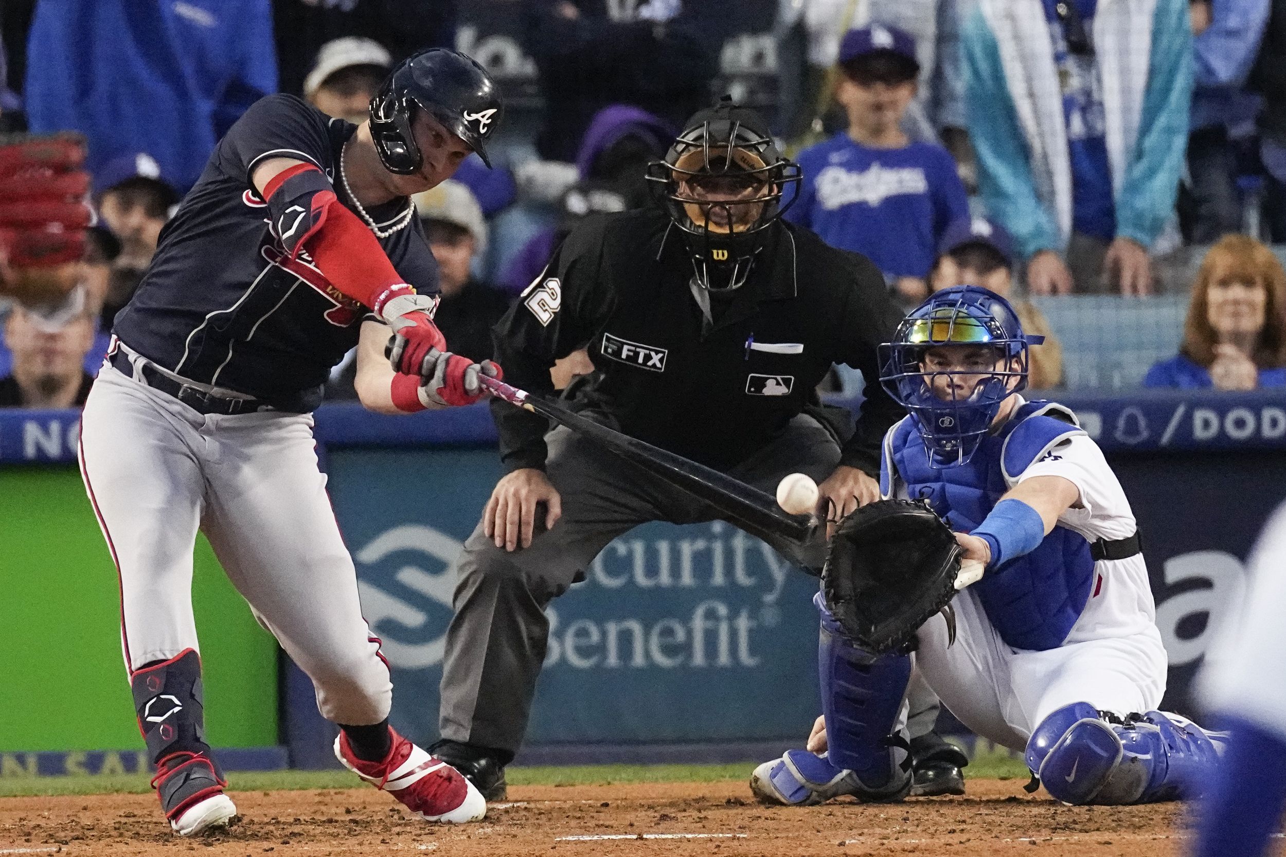 Braves blast 4 HRs, beat Dodgers 9-2 for 3-1 lead in NLCS – The Oakland  Press