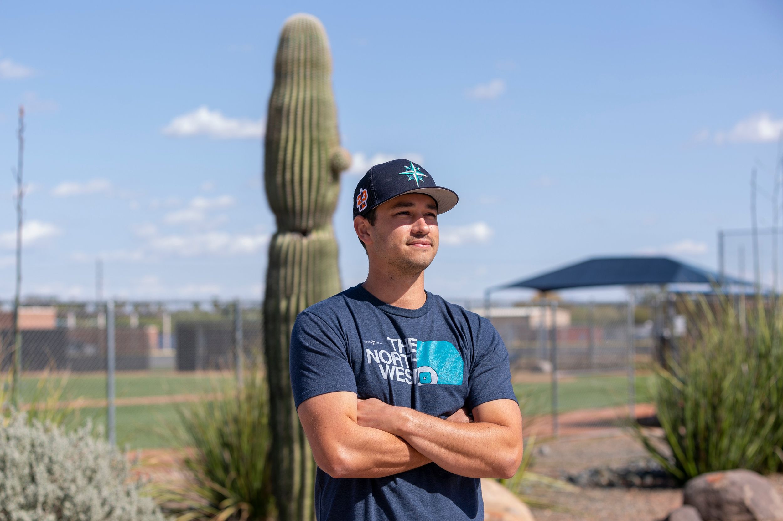 Mariners' Gonzales struggles with command in spring debut - The