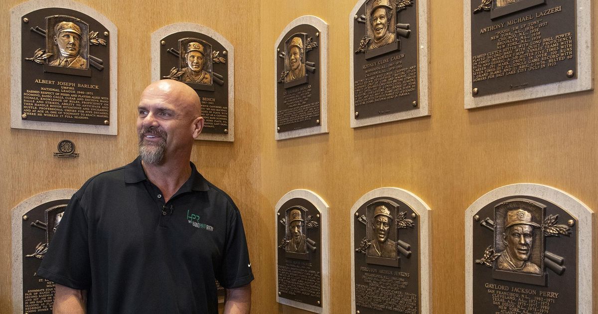 Larry Walker's Hall plaque to feature Rockies cap, not Expos - The San  Diego Union-Tribune