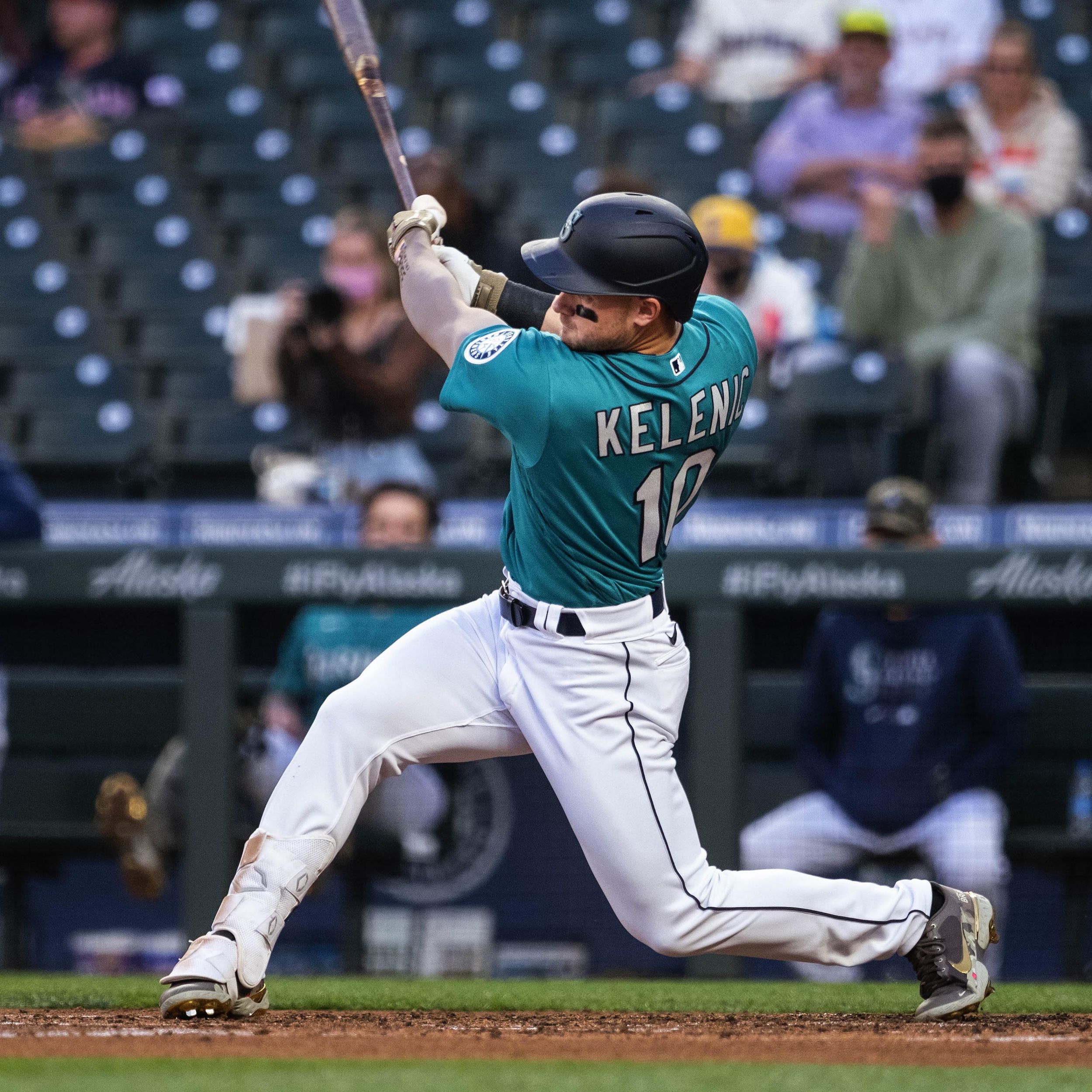 Earlier than expected, Julio Rodriguez back in spring-training camp with  Mariners