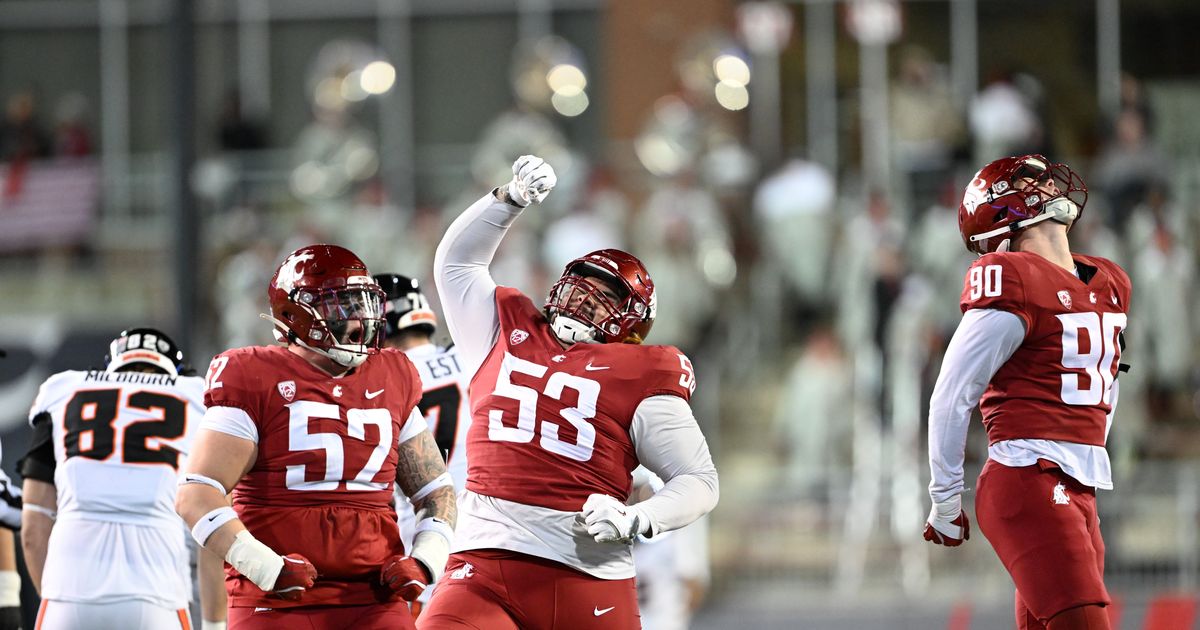 Analysis: In poetic fashion, WSU’s defensive depth shines in win over Oregon State, earning bowl eligibility in last chance